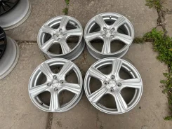 Dunlop Violento. 5.5x16", 4x100, ET42, �� 73,1���. ����