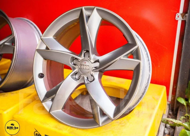 Speedline. 8.5x19", 5x112, ET32, �� 66,6���. ����