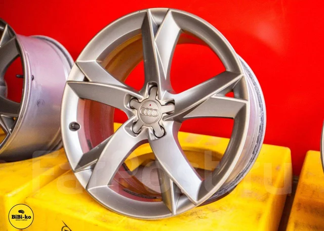 Speedline. 8.5x19", 5x112, ET32, �� 66,6���. ����