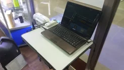 Asus K43E. 15", 64����, ��� 4 ��, ���� 500���, WiFi: 1, Bluetooth: 1, ����������� �� 3��. ����