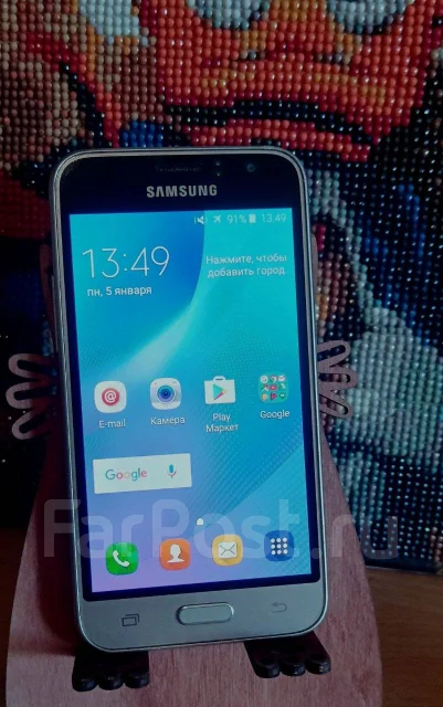 Samsung Galaxy J1. �/�, 8 ��, �������, �����������, 4G LTE ����