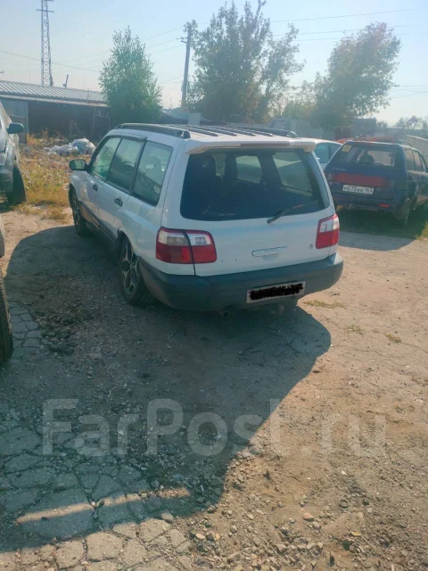 Subaru Forester ����