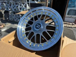 RinSpeed. 8.0x17", 4x100, 4x114.3, ET30, �� 73,1���. ����