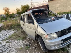 Mazda Bongo Friendee. SGEW, FE ����