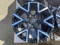 Weds. 8.0x20", 6x139.7, ET33 ����