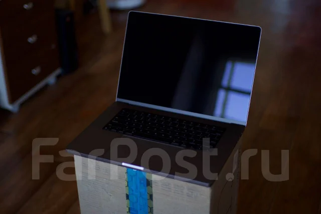 Apple MacBook Pro 16 2021. 16.1", ��� 32 ��, ���� 1 000���, WiFi: 1, Bluetooth: 1, ����������� �� 8��. ����