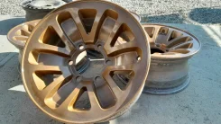 Mitsubishi. 7.0x15", 6x139.7, ET10 ����