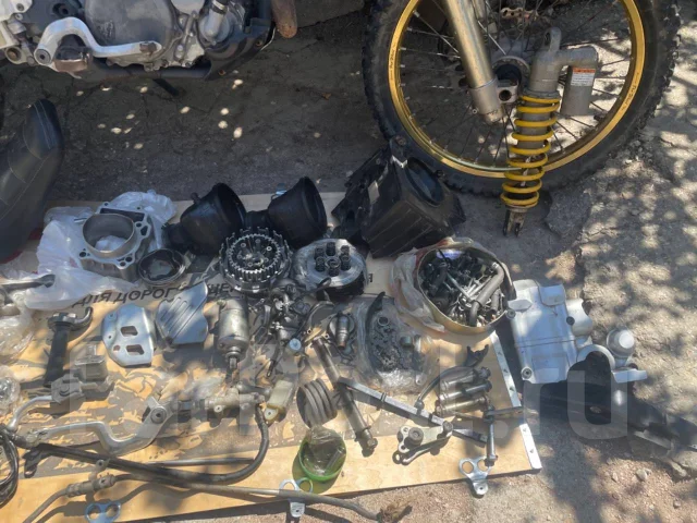 Suzuki DR-Z 400 ����