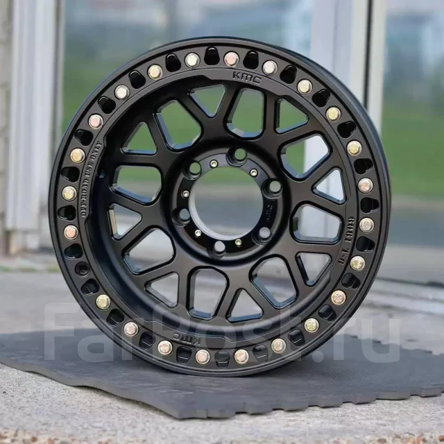 MLJ KMC KM235 Grenade Crawl Beadlock. 8.5x17", 6x139.7, ET-20, �� 106,2���. ����