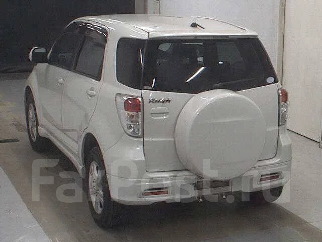 Toyota Rush. J210 ����