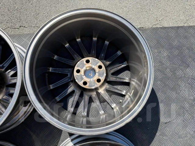 MID Lefinada. 8.0x19", 5x120, ET25, �� 60,1���. ����