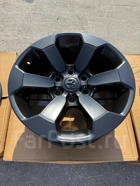 Mopar. 8.0x18", 6x139.7, ET19, �� 77,8���. ����