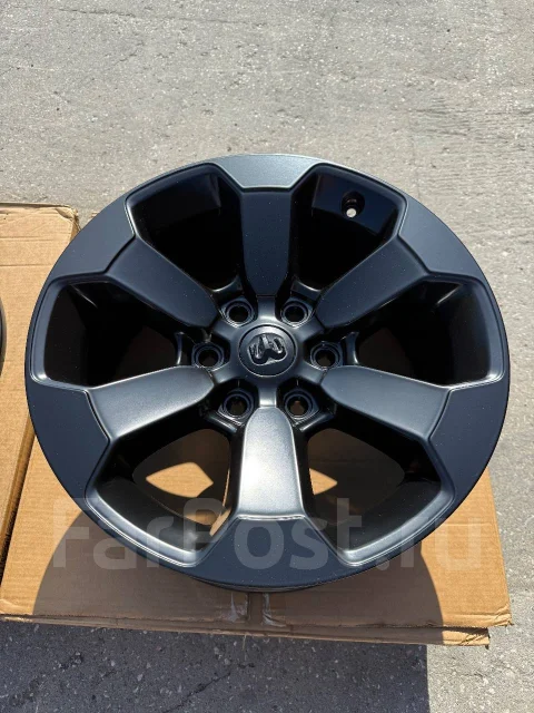 Mopar. 8.0x18", 6x139.7, ET19, �� 77,8���. ����