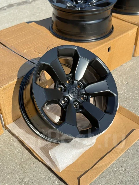 Mopar. 8.0x18", 6x139.7, ET19, �� 77,8���. ����
