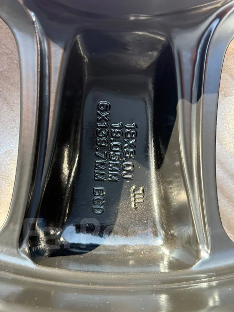 Mopar. 8.0x18", 6x139.7, ET19, �� 77,8���. ����