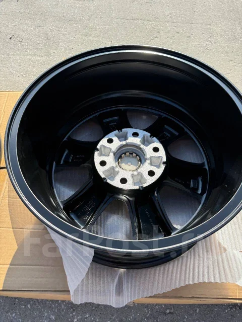 Mopar. 8.0x18", 6x139.7, ET19, �� 77,8���. ����