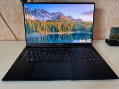 Asus ZenBook 15 OLED UM3504DA. 15.6", 4,8����, ��� 16 ��, ���� 1 000���, WiFi: 1, Bluetooth: 1, ����������� �� 9��. ����
