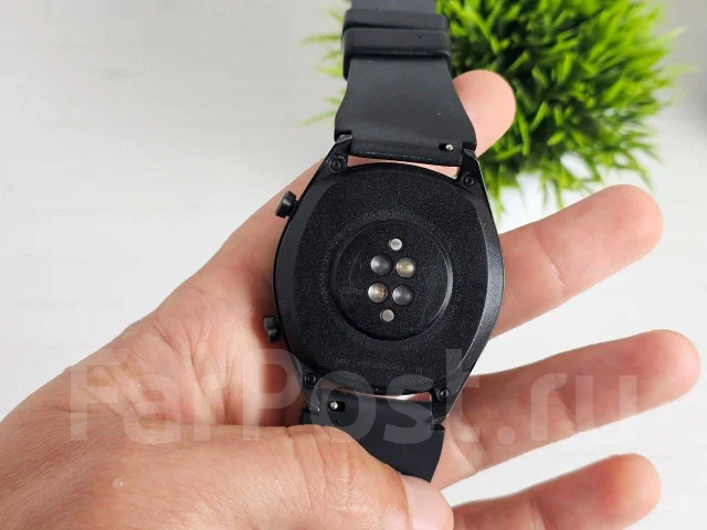 Huawei Watch GT. IP67 ����