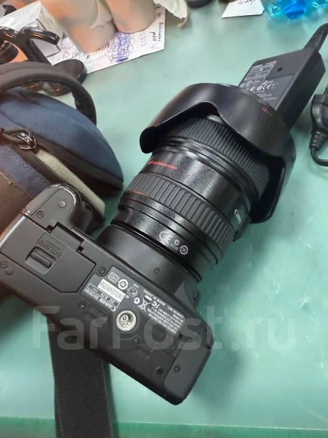 Canon EOS 1000D ����