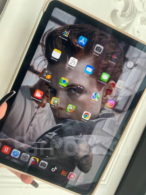 Apple iPad Air 5. 10.9 ������, ������ 256 �� ����