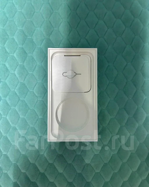 Apple iPhone Xr. �/�, 64 ��, �������, 4G LTE ����