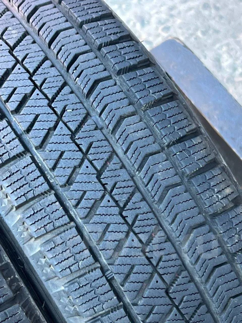 Bridgestone Blizzak VRX2. ������, ��� �����, 2017 ���, �/�, ����� 5 % ����