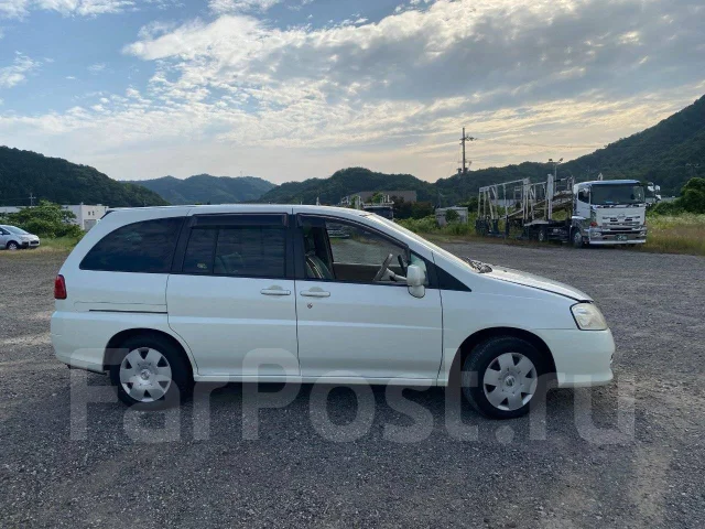 Nissan Liberty. RM12, QR20DE ����