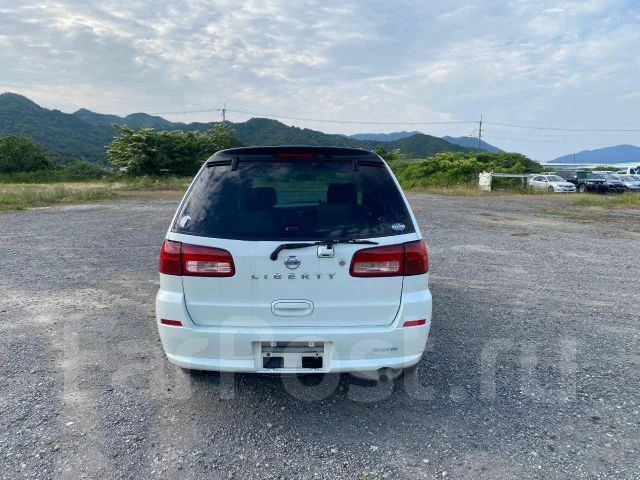 Nissan Liberty. RM12, QR20DE ����