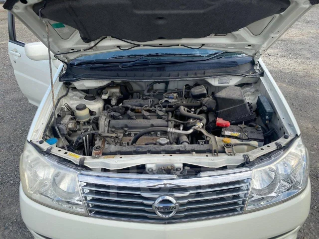 Nissan Liberty. RM12, QR20DE ����