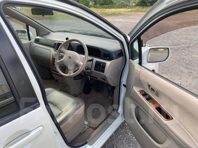 Nissan Liberty. RM12, QR20DE ����