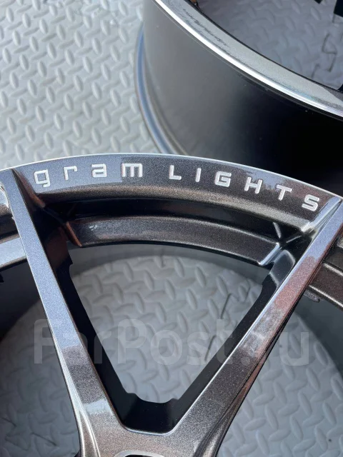 RAYS Gram Lights 57FXZ. 10.5x19", 5x114.3, ET20, �� 73,1���. ����