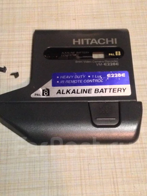 Hitachi VM-E228E ����