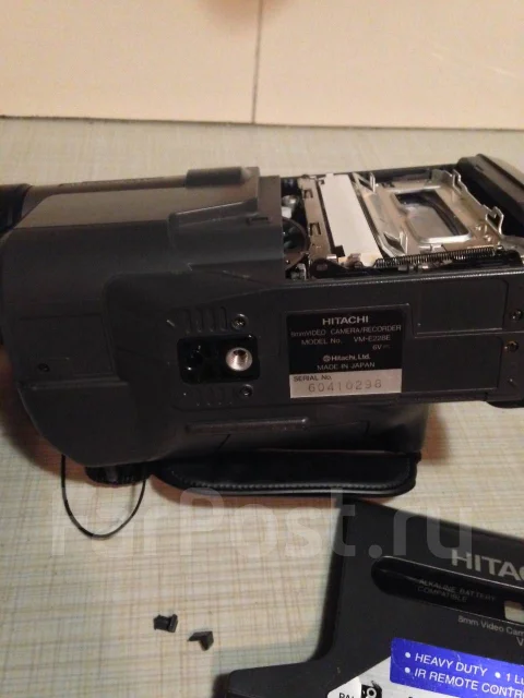Hitachi VM-E228E ����