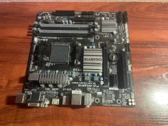 Socket AM3+ ����