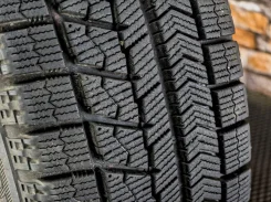 Bridgestone Blizzak VRX. ������, ��� �����, 2018 ���, �/�, ����� 5 % ����