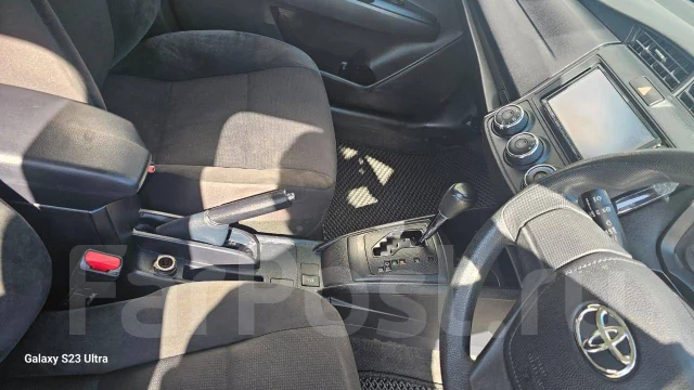 Toyota Corolla Axio. ��� �������� ����