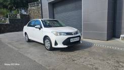 Toyota Corolla Axio.   