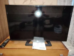 Philips 32PHT4100. LED ����