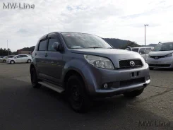 Toyota Rush. 210 ����