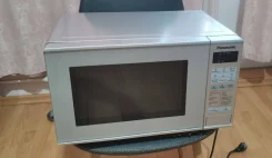 Panasonic. NN-GT261M ����