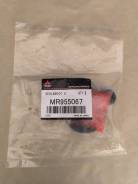     1  Mitsubishi MR955067/4605B979 MR955067 
