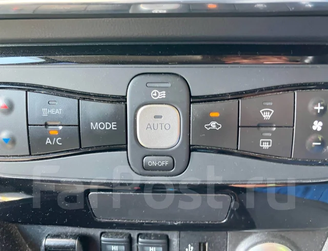 Nissan Leaf. ZE1, EM57 ����