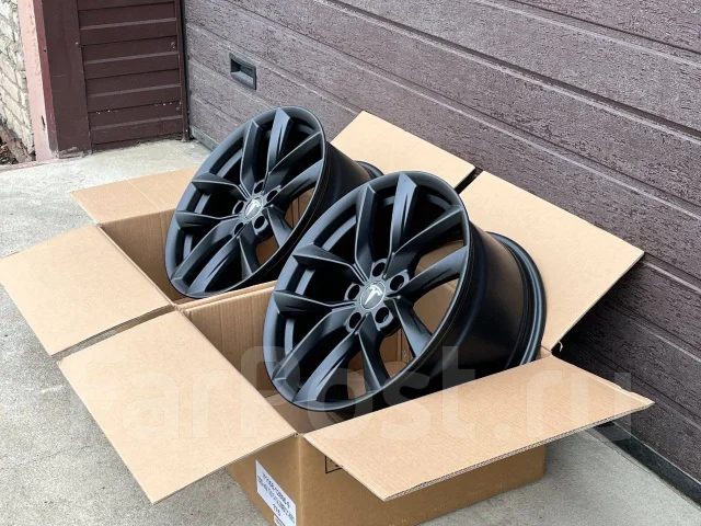 OEMS Wheels. 8.5x18", 5x114.3, ET40, �� 73,1���. ����