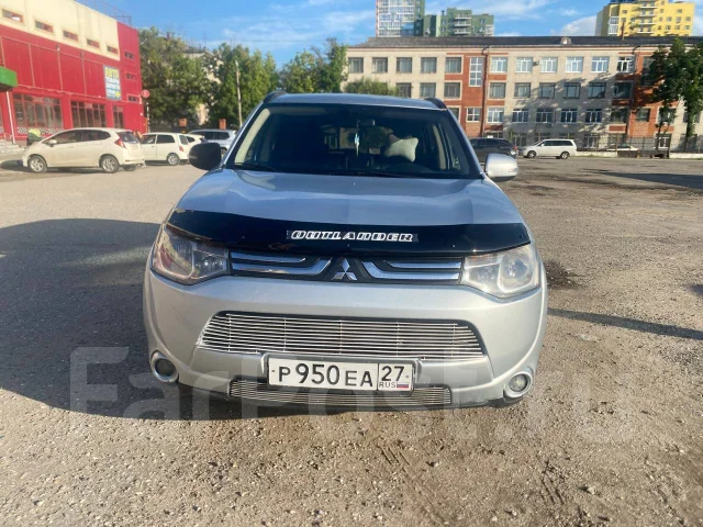 Mitsubishi Outlander. ��������, 4wd, 2.0 (146��.�.), ������, 315 000����. �� ����
