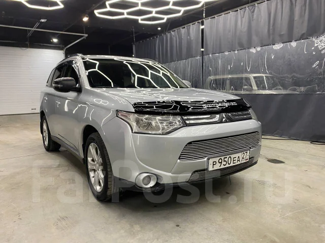 Mitsubishi Outlander. ��������, 4wd, 2.0 (146��.�.), ������, 315 000����. �� ����