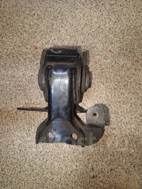 ������� ��� Mazda Premacy, ����� B25E39070C ����