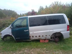 Mercedes-Benz Vito ����