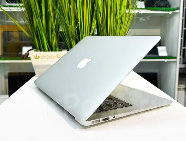Apple MacBook Air 13 2013 Mid MD760 ����