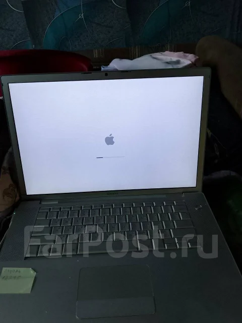 Apple MacBook Pro 15 2007 Mid. WiFi: 1, Bluetooth: 1 ����