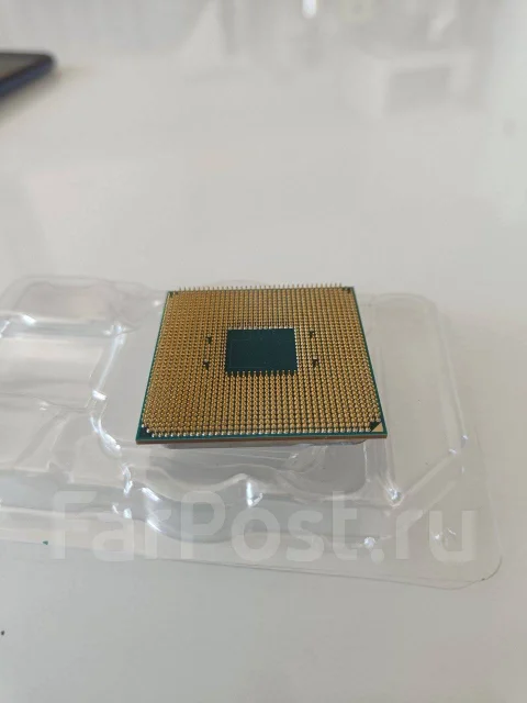 AMD Ryzen 3 2200G ����